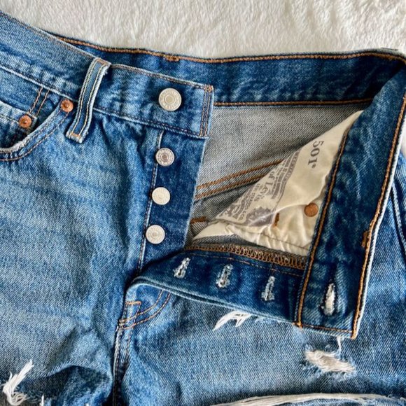 Levi's 501 Denim Short Size 25 - Picture 3 of 7